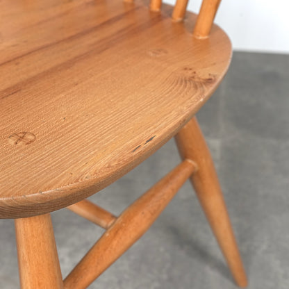 【ERCOL】ヴィンテージ ファンバックチェア(メープル)