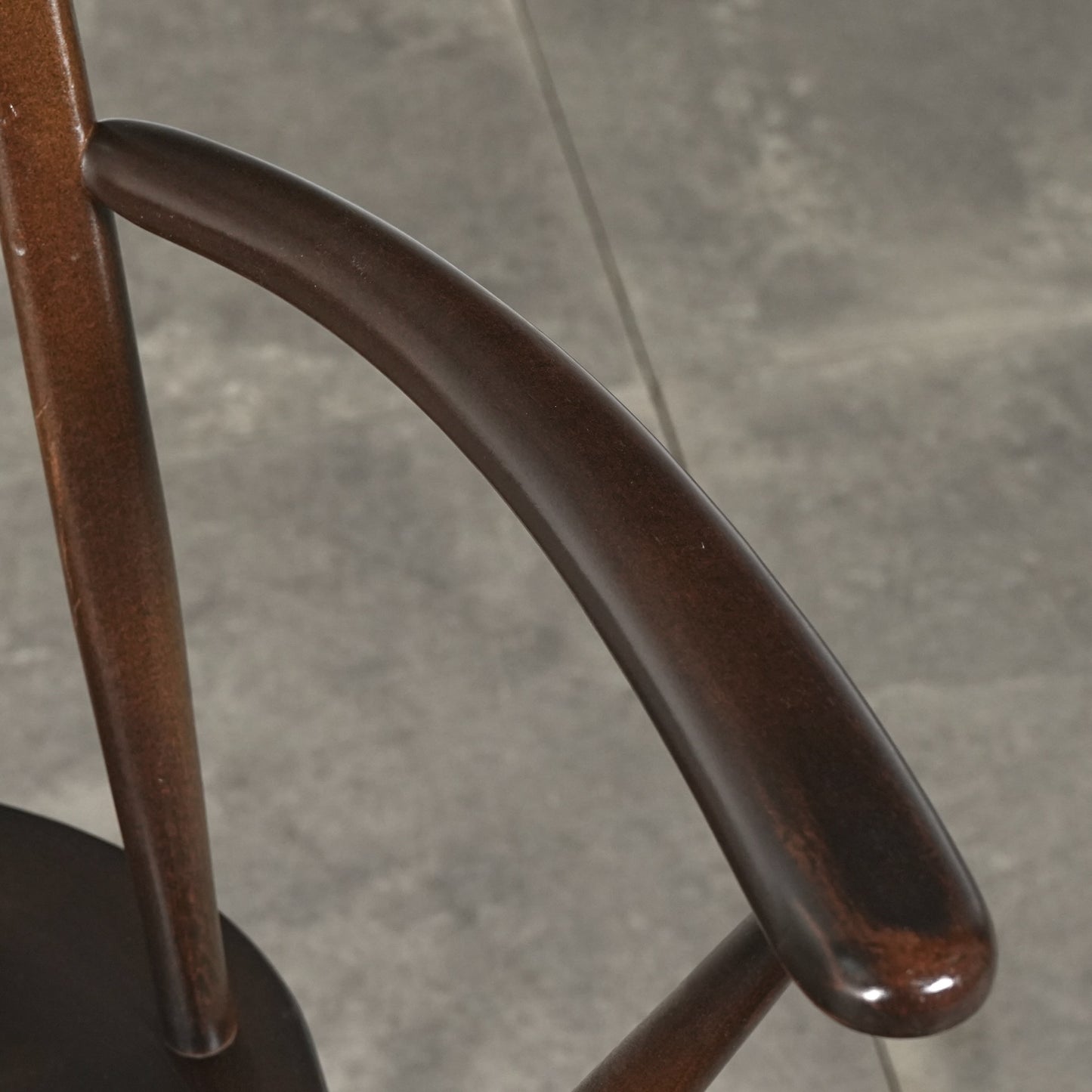 【ERCOL】クエーカー アームチェア(オールドコロニアル)