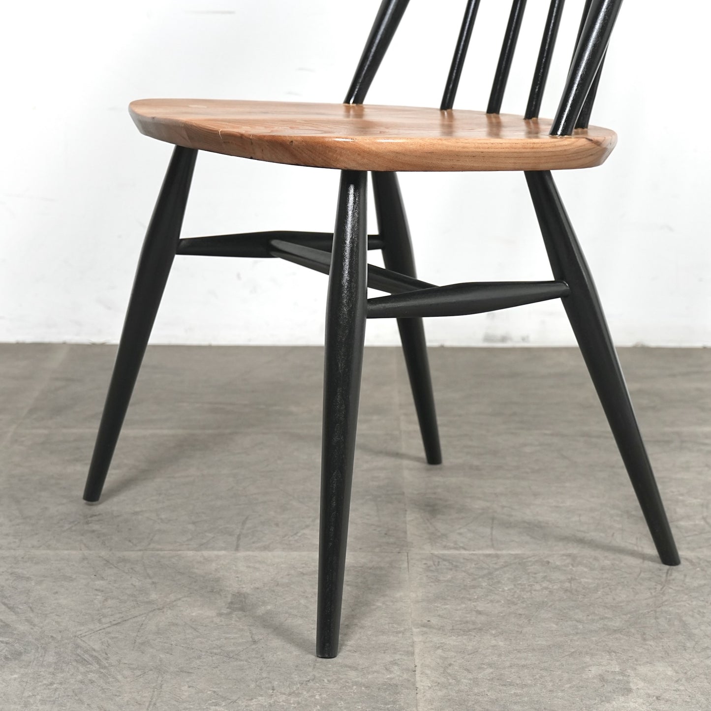 【ERCOL】ヴィンテージ クエーカーチェア(バイカラー)