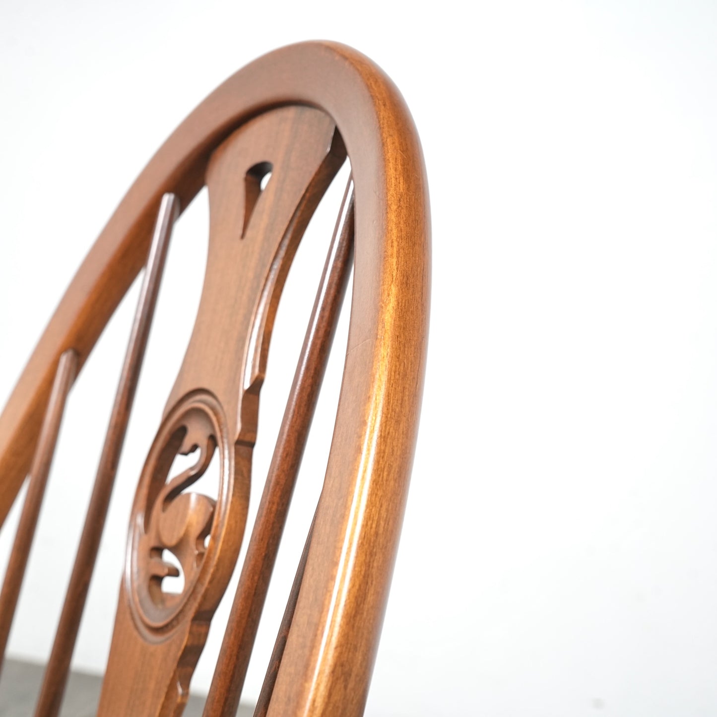 【ERCOL】オールドコロニアル スワンバック アームチェア