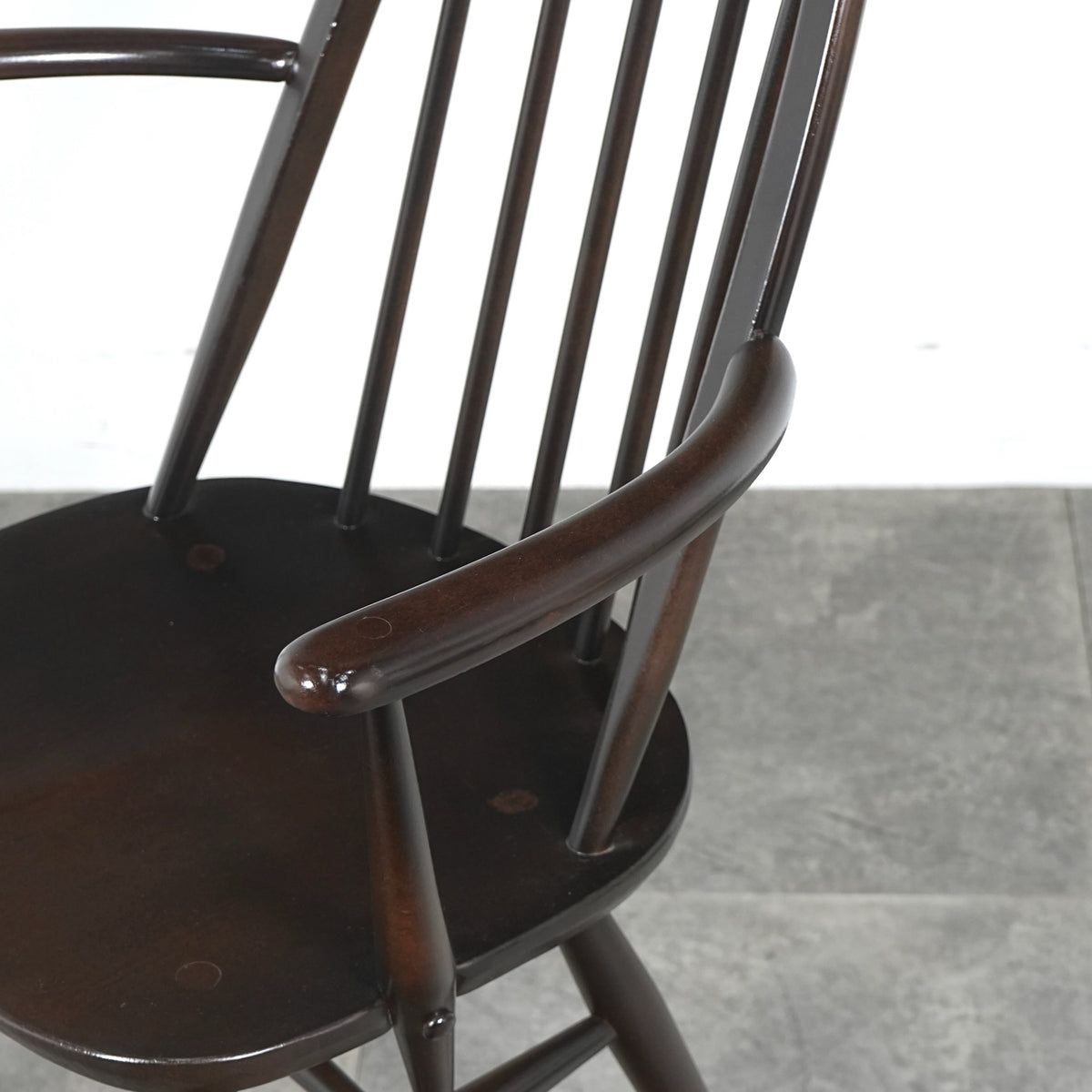 【ERCOL】ヴィンテージ クエーカー アームチェア(オールドコロニアル)