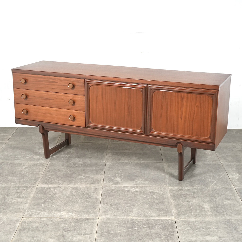 【Beautility】ヴィンテージ サイドボード