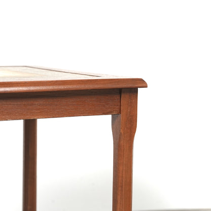 【Mobelfabrikken Toften】タイルトップ ネストテーブル