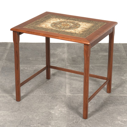 【Mobelfabrikken Toften】タイルトップ ネストテーブル