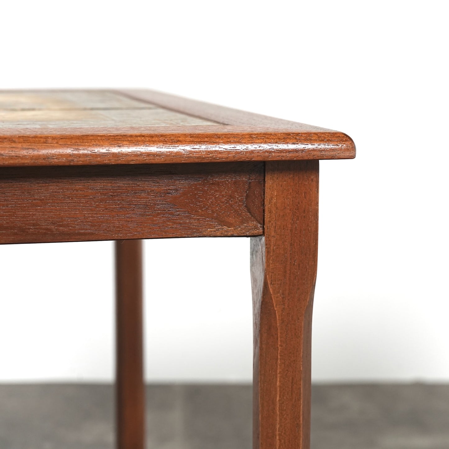 【Mobelfabrikken Toften】タイルトップ ネストテーブル