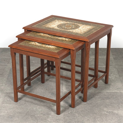 【Mobelfabrikken Toften】タイルトップ ネストテーブル