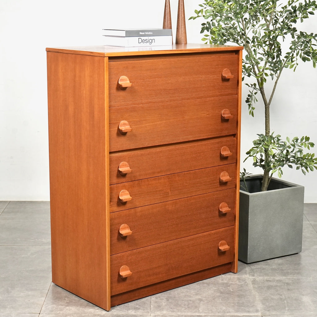 【Stag Furniture】ヴィンテージ ハイチェスト