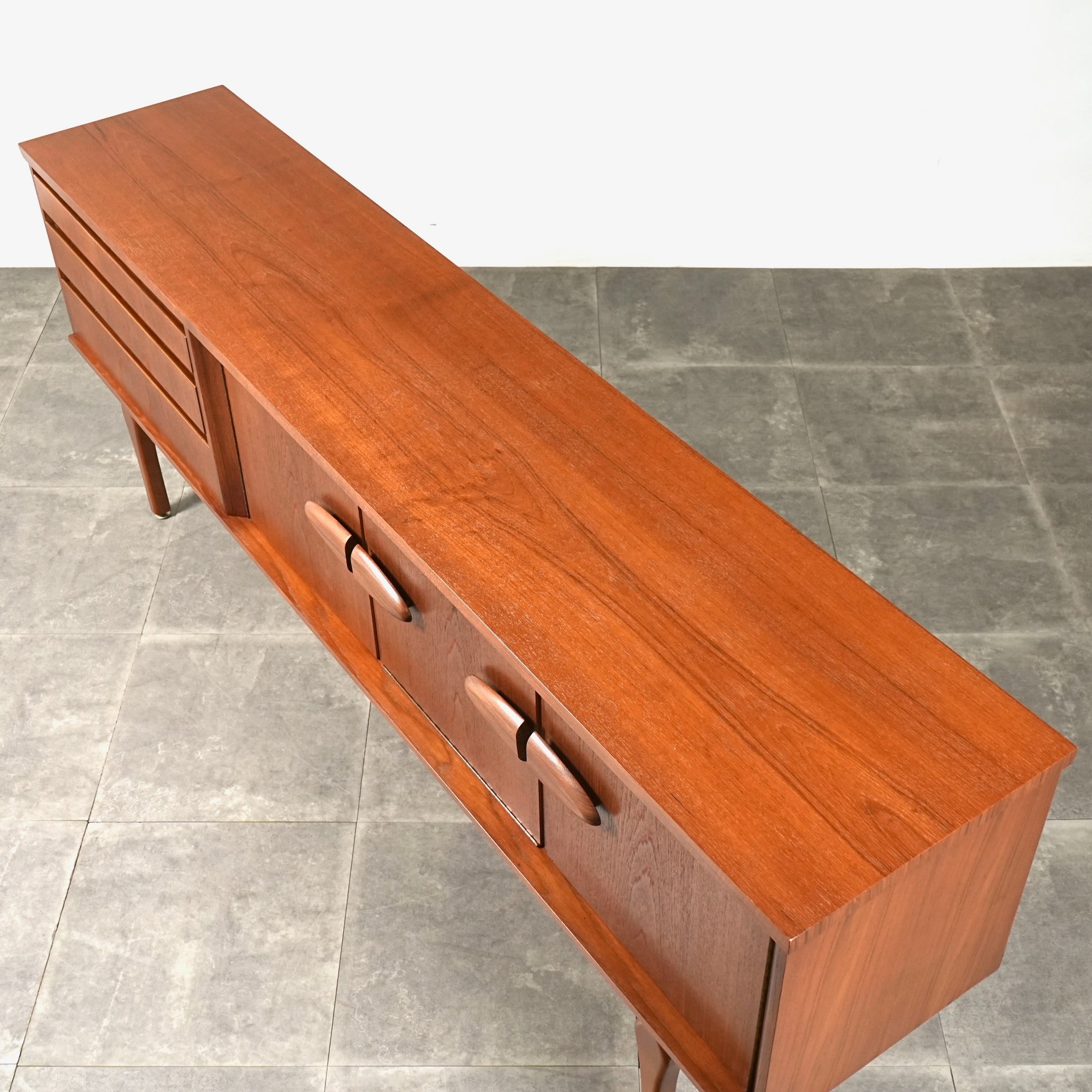 Jentique】ヴィンテージ サイドボード – TIME HYPE