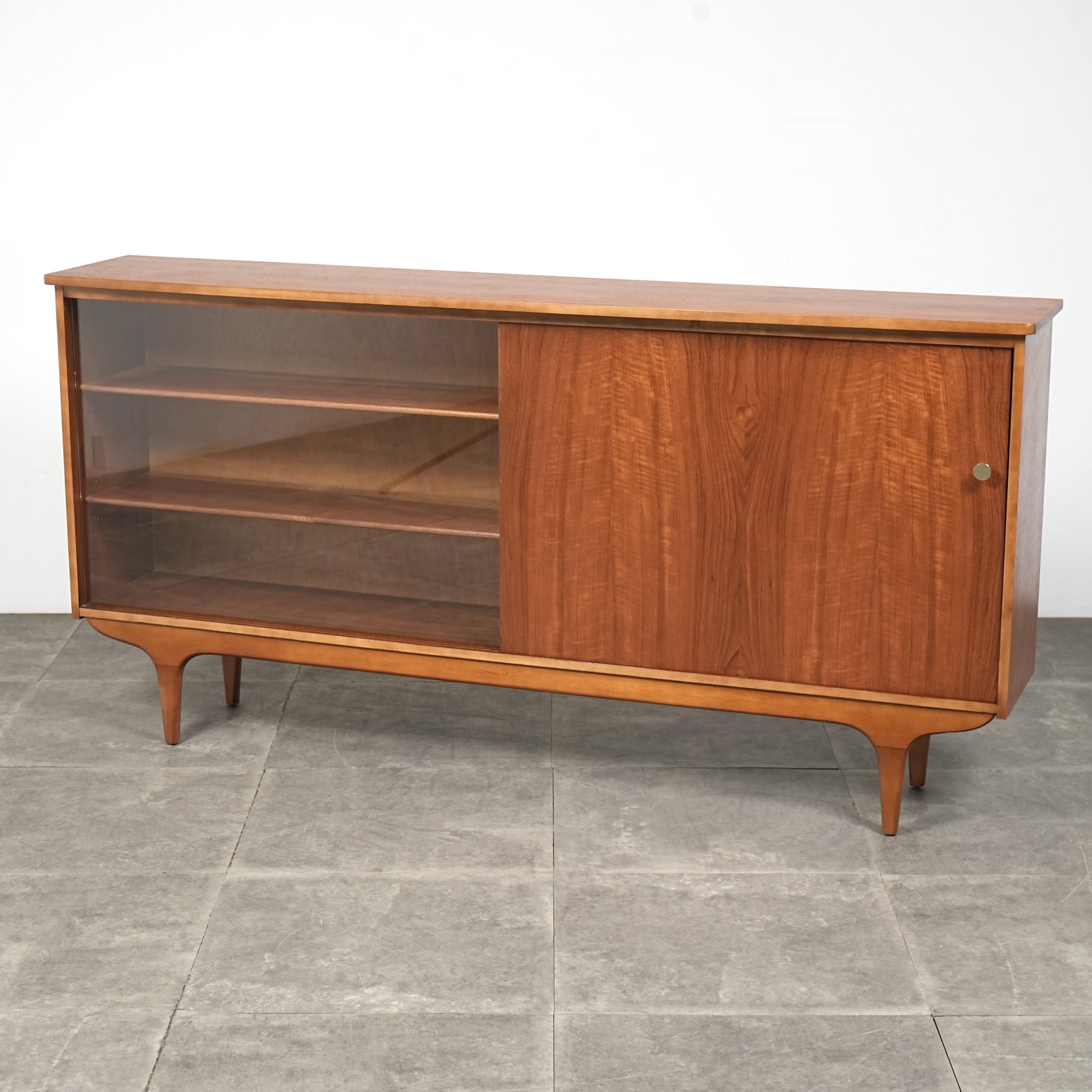 CABINET & SIDEBOARD – TIME HYPE