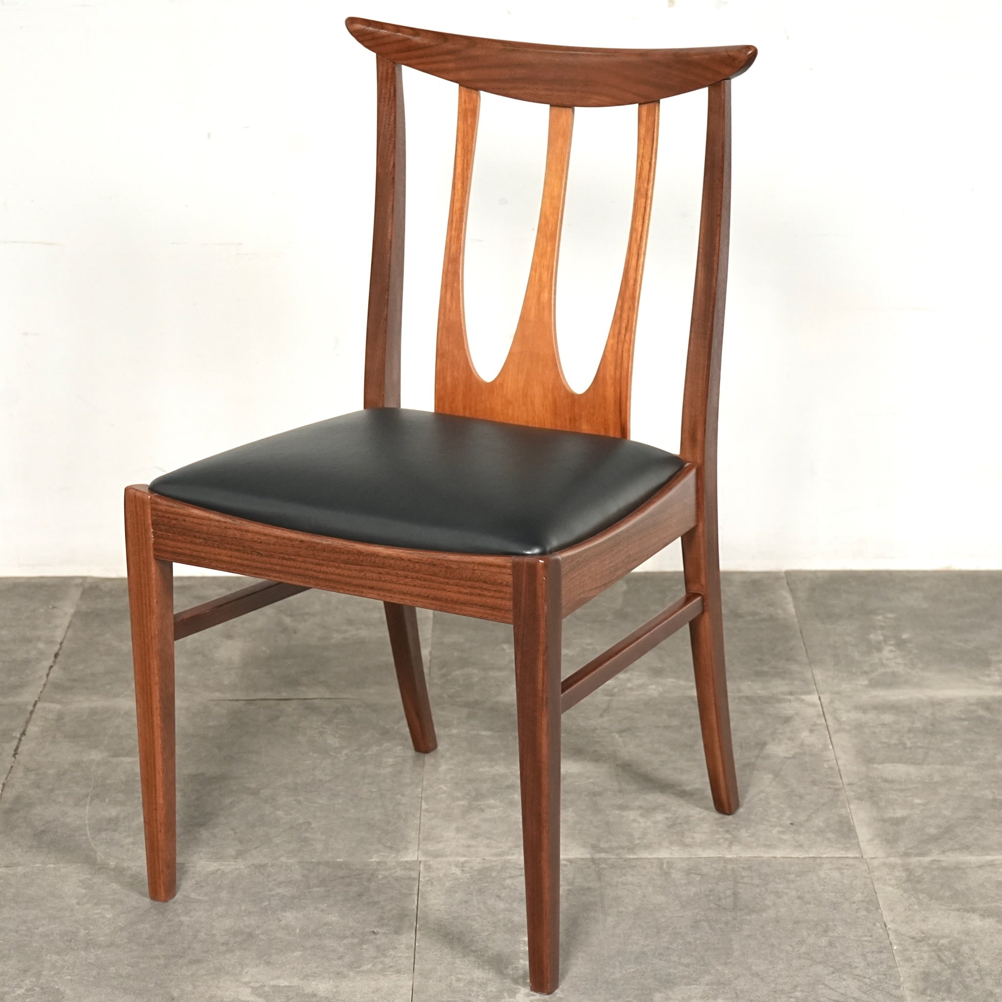 1950-60s G-PLAN Tola&Blackダイニングチェア 張替済み① Dining set / G-PLAN Tola＆Black – FILM