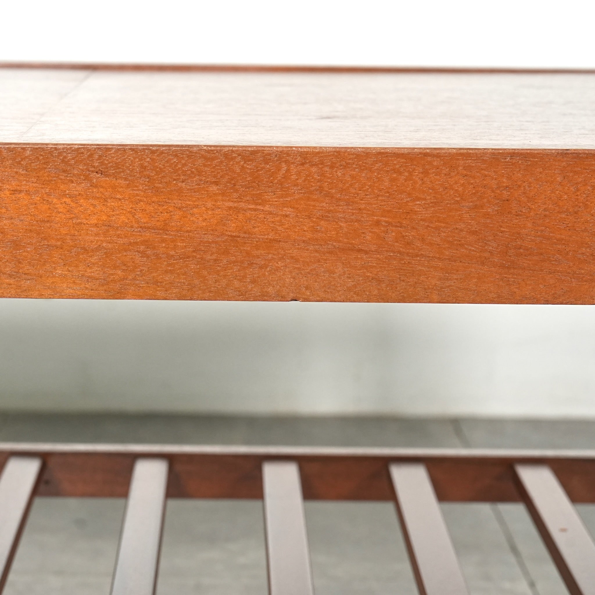 Remploy】ヴィンテージ ローテーブル – TIME HYPE