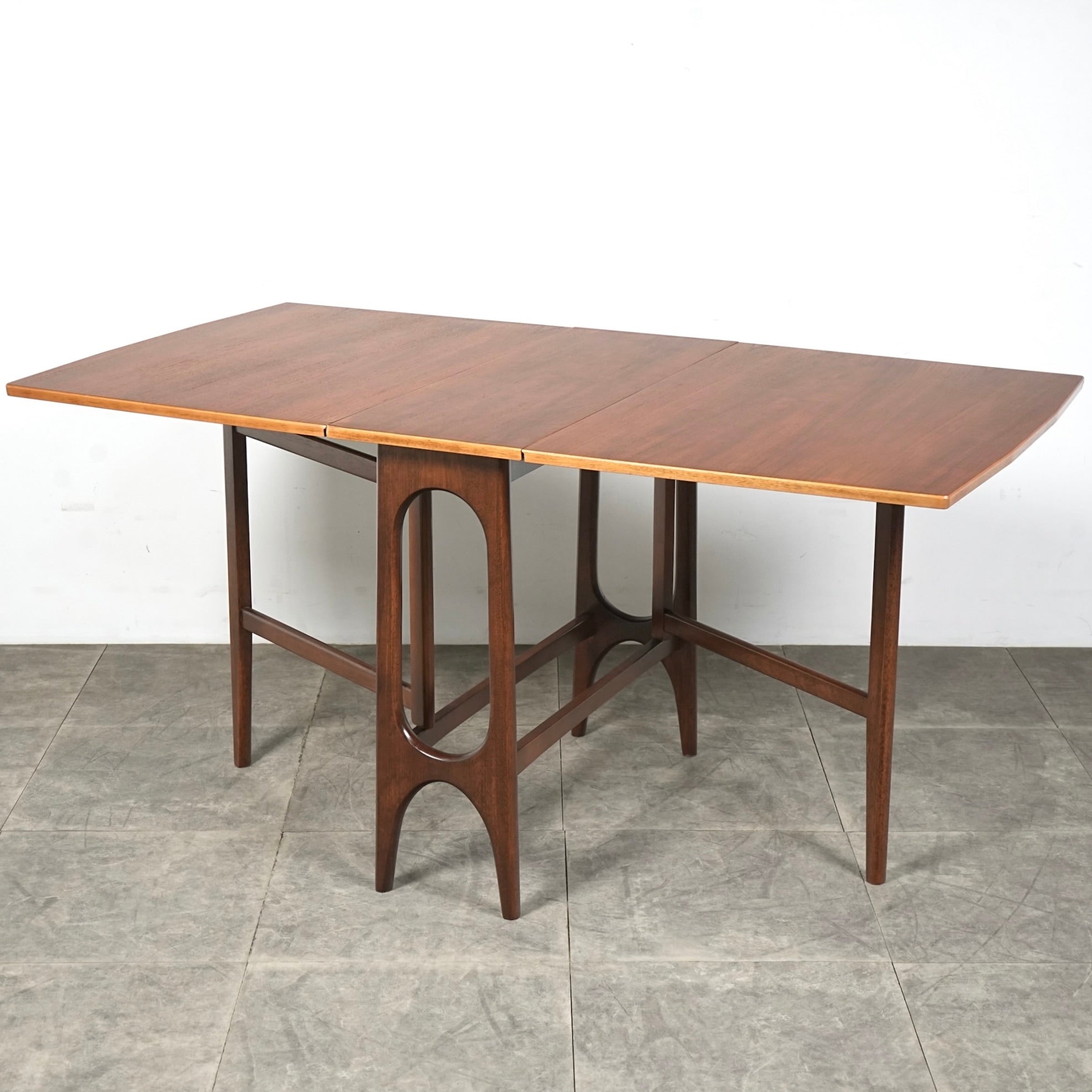 【time hype】イギリスヴィンテージ ゲートレッグ ダイニングテーブル イギリスヴィンテージ ゲートレッグテーブル – TIME HYPE