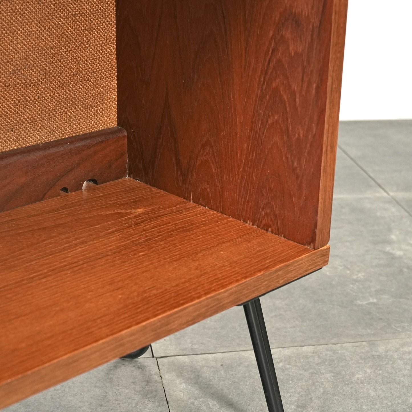 【G-PLAN】ヴィンテージ ブックシェルフ (ヘアピンカスタム)