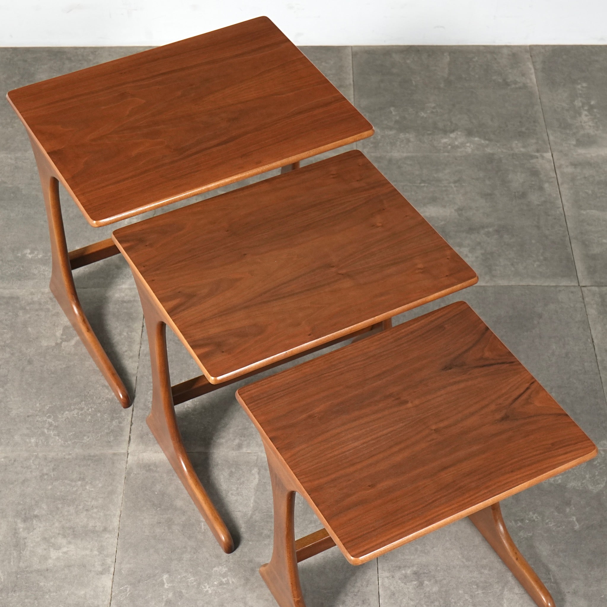 Jentique ヴィンテージ ネストテーブル サイドテーブル ナイトテーブル Jentique】ヴィンテージ ネストテーブル – TIME HYPE