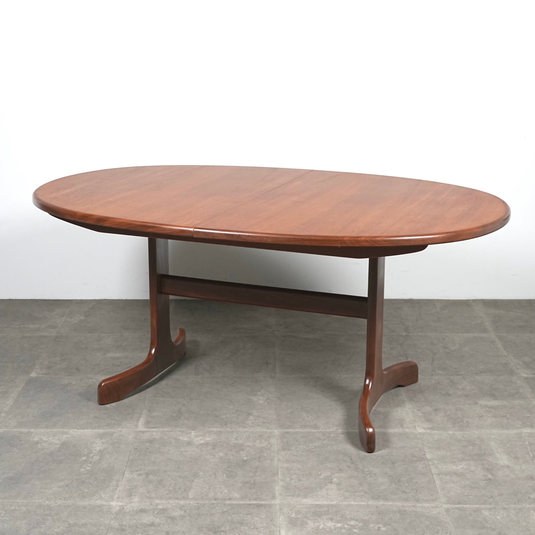 MID-CENTURY&VINTAGE – TIME HYPE