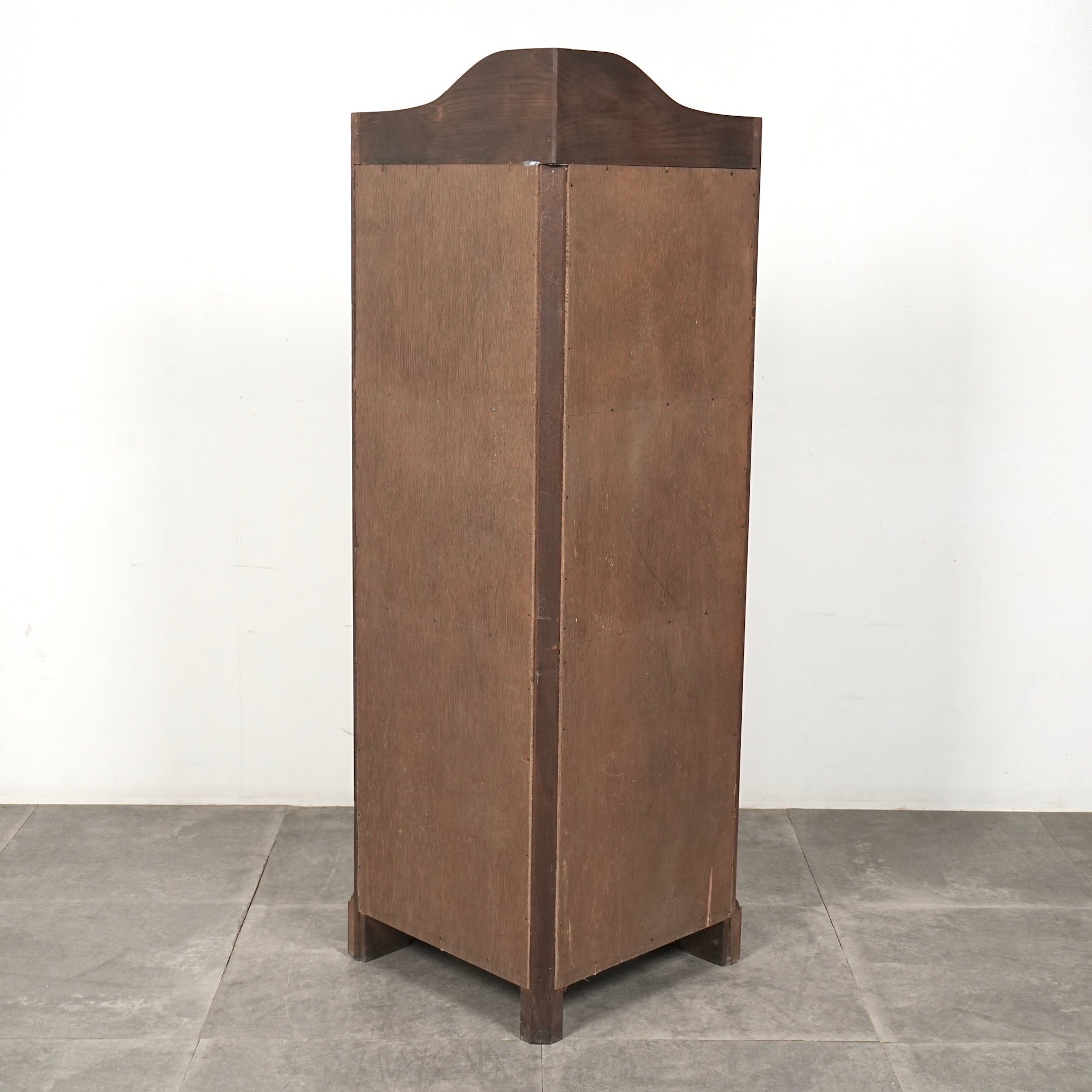 英国クラシック ヴィンテージ コーナーキャビネット – TIME HYPE