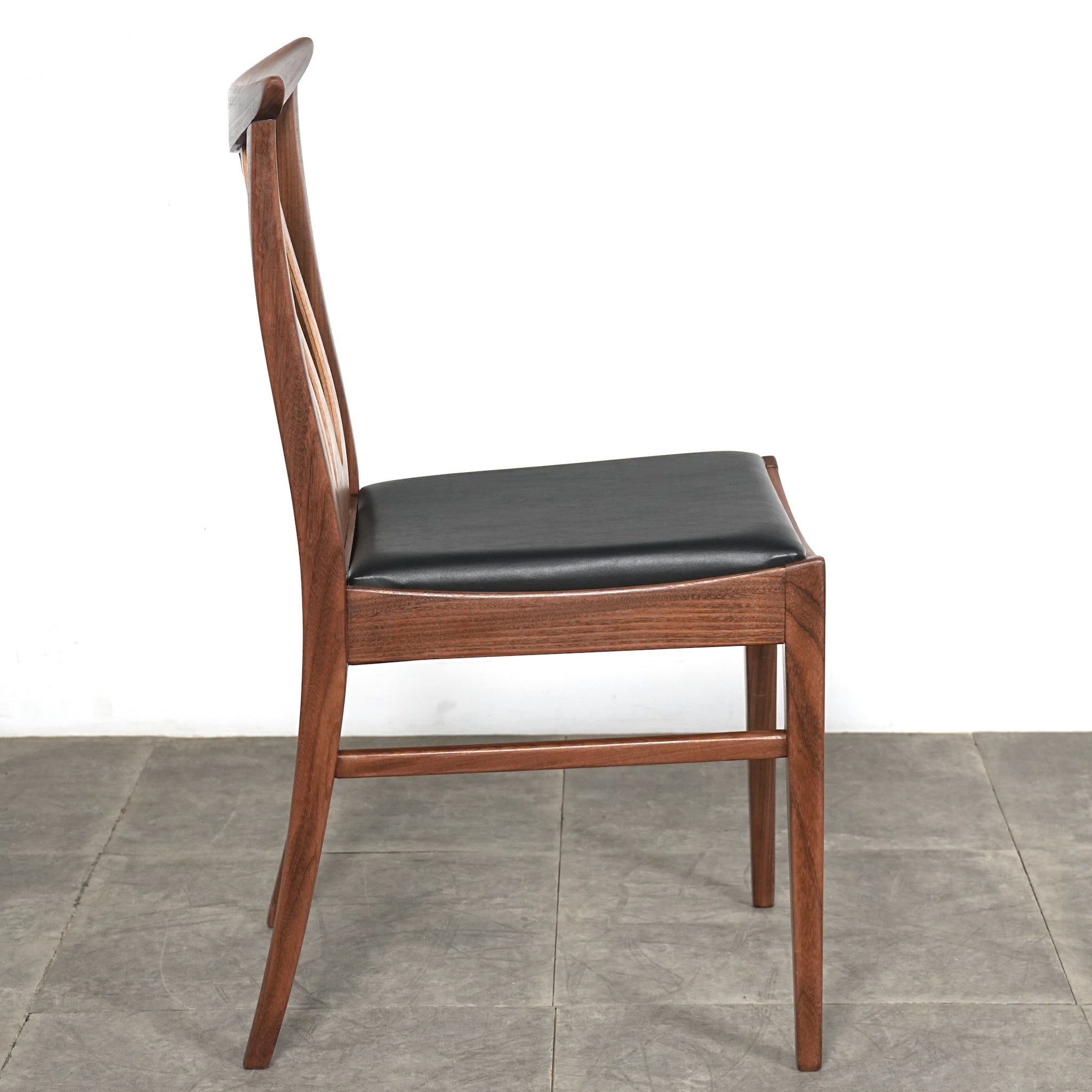 ヴィンテージ G-PLAN ダブルバック チェア 張替済み G-PLAN】Brasilia Wバックチェア【張替済】 – TIME HYPE