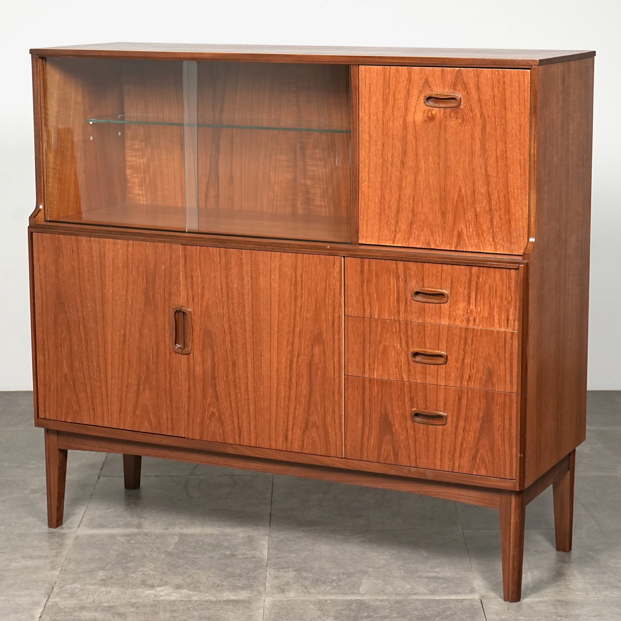 【ヴィンテージ】 キャビネット Remploy】ヴィンテージ キャビネット – TIME HYPE