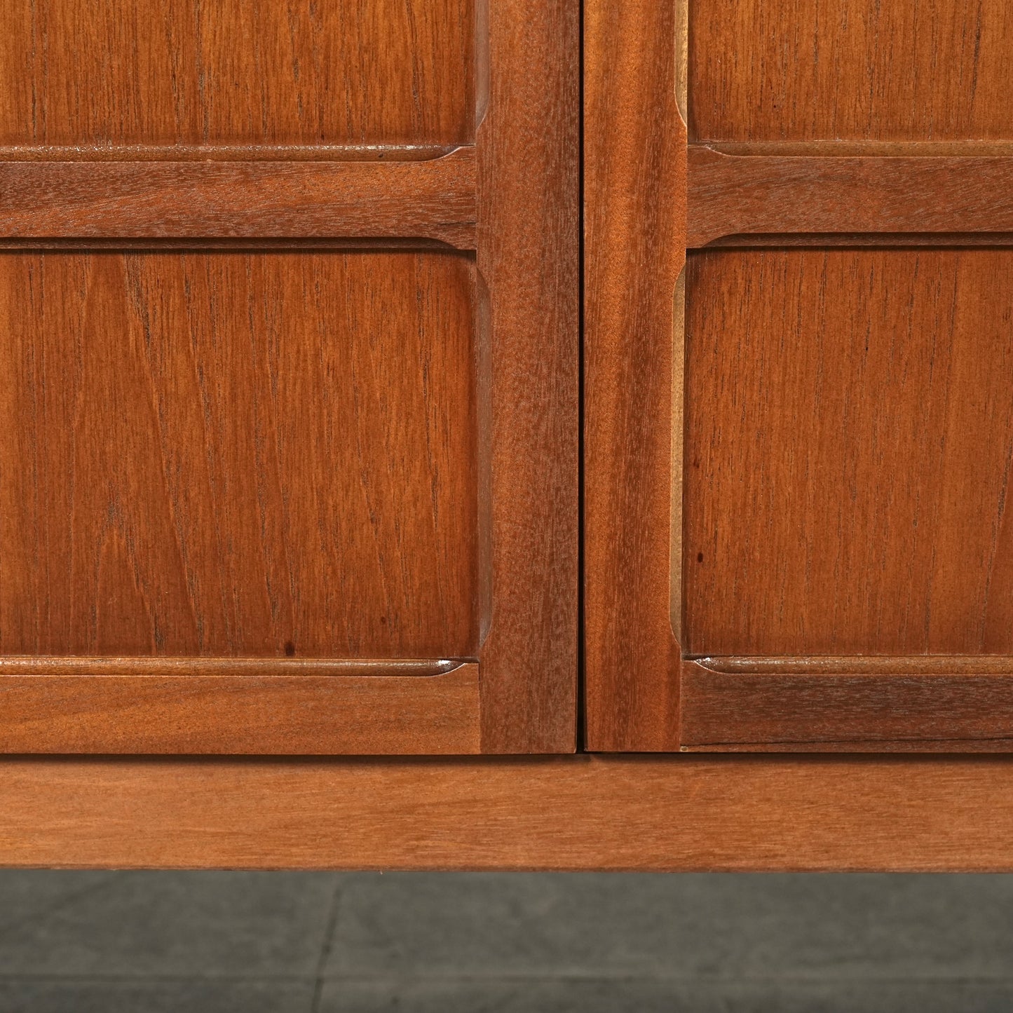 【NATHAN】ヴィンテージ サイドボード