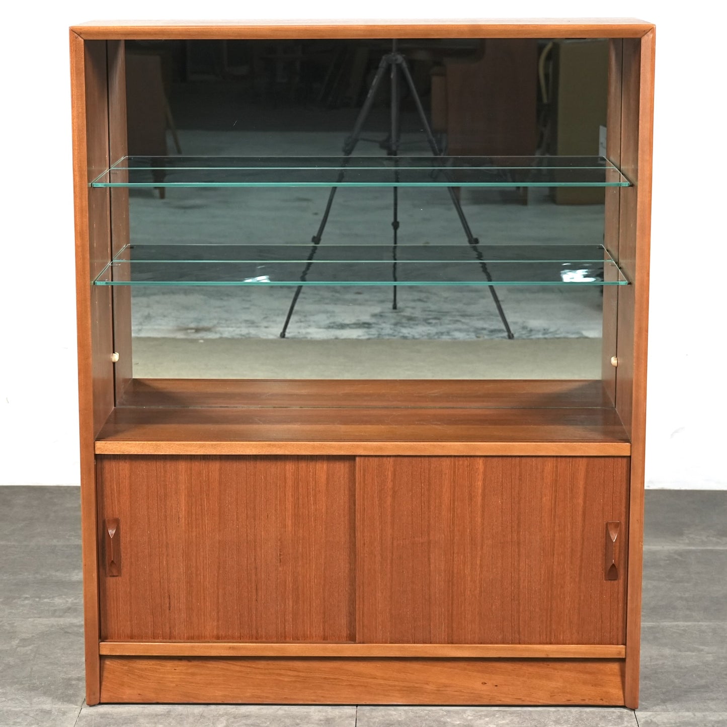 【Herbert E Gibbs】ヴィンテージ ガラスキャビネット