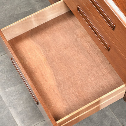 【Meredew】ヴィンテージ キャビネット(ハイサイドボード)