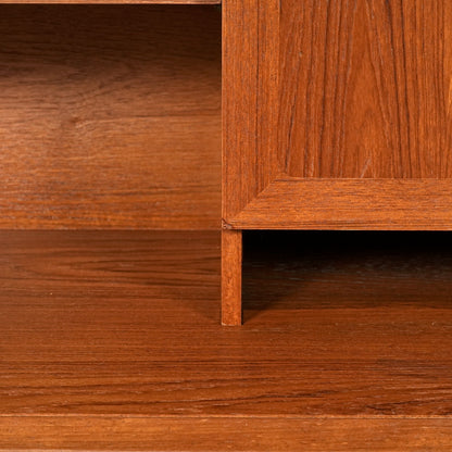 【Meredew】ヴィンテージ キャビネット(ハイサイドボード)