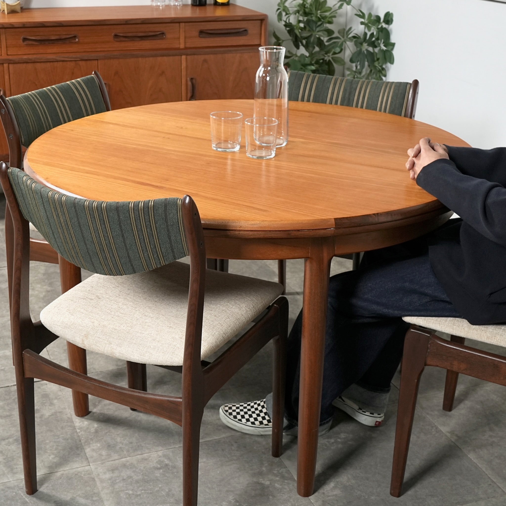 イギリスヴィンテージ エクステンション ラウンドテーブル – TIME HYPE