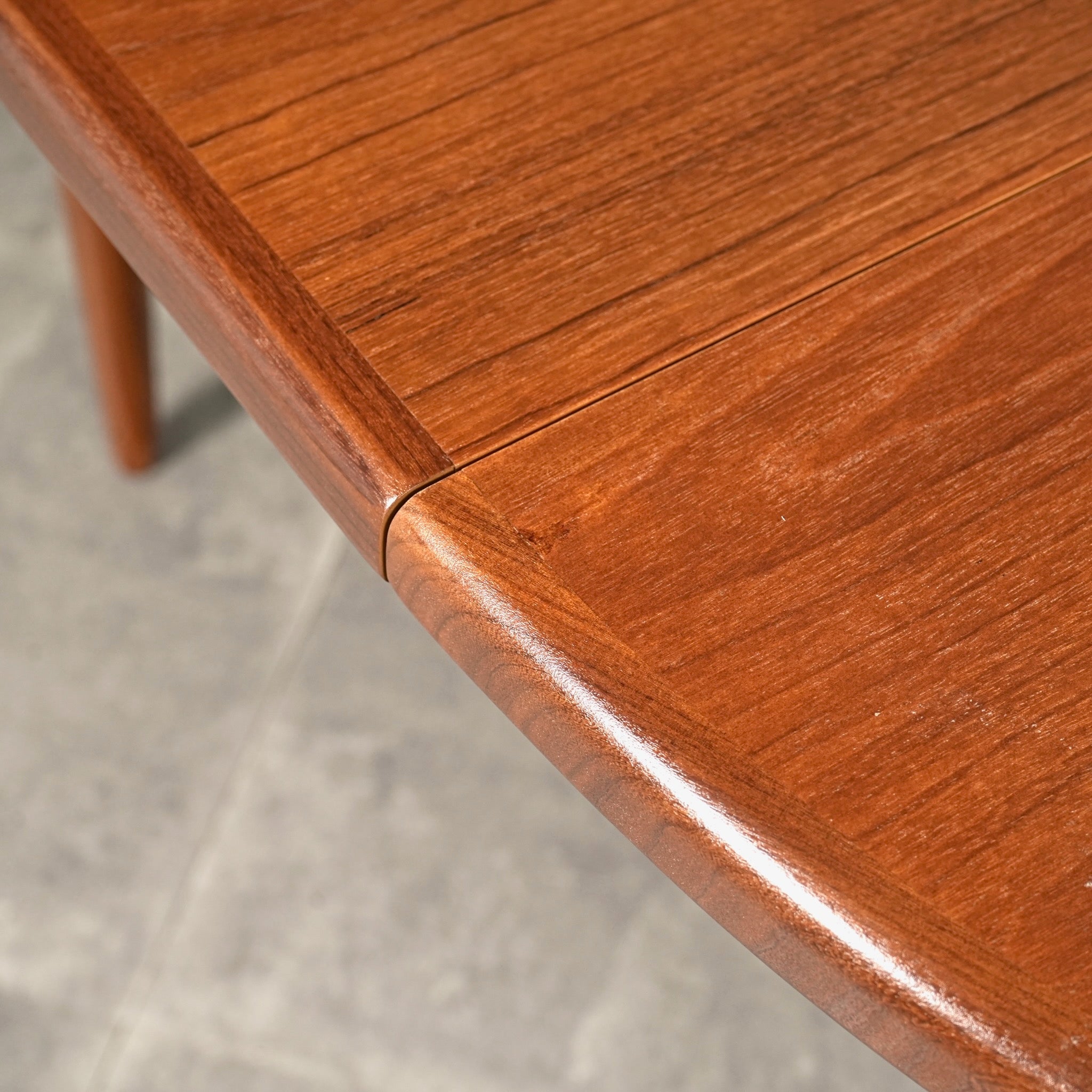 G-PLAN】Fresco ラウンド ダイニングテーブル – TIME HYPE