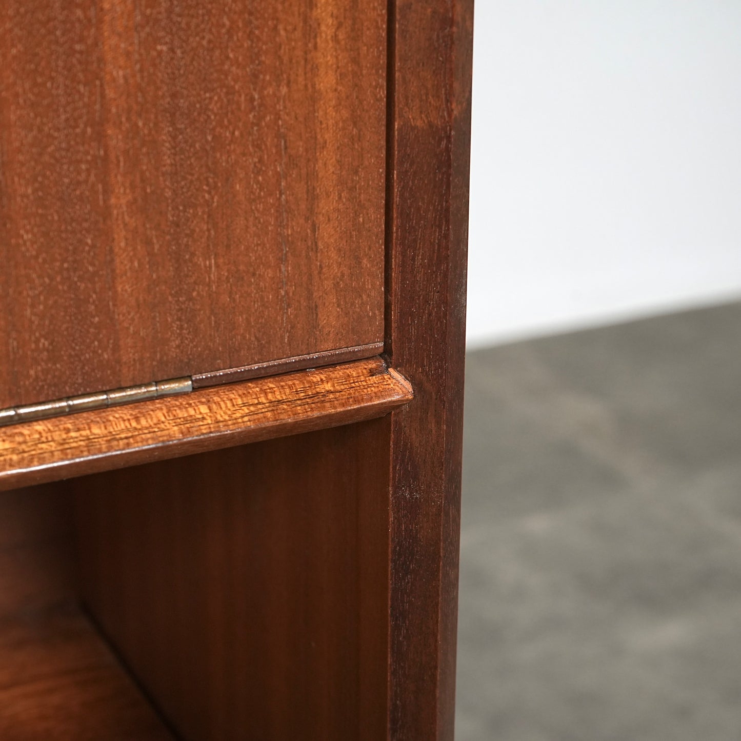 【NATHAN】ヴィンテージ ガラスキャビネット