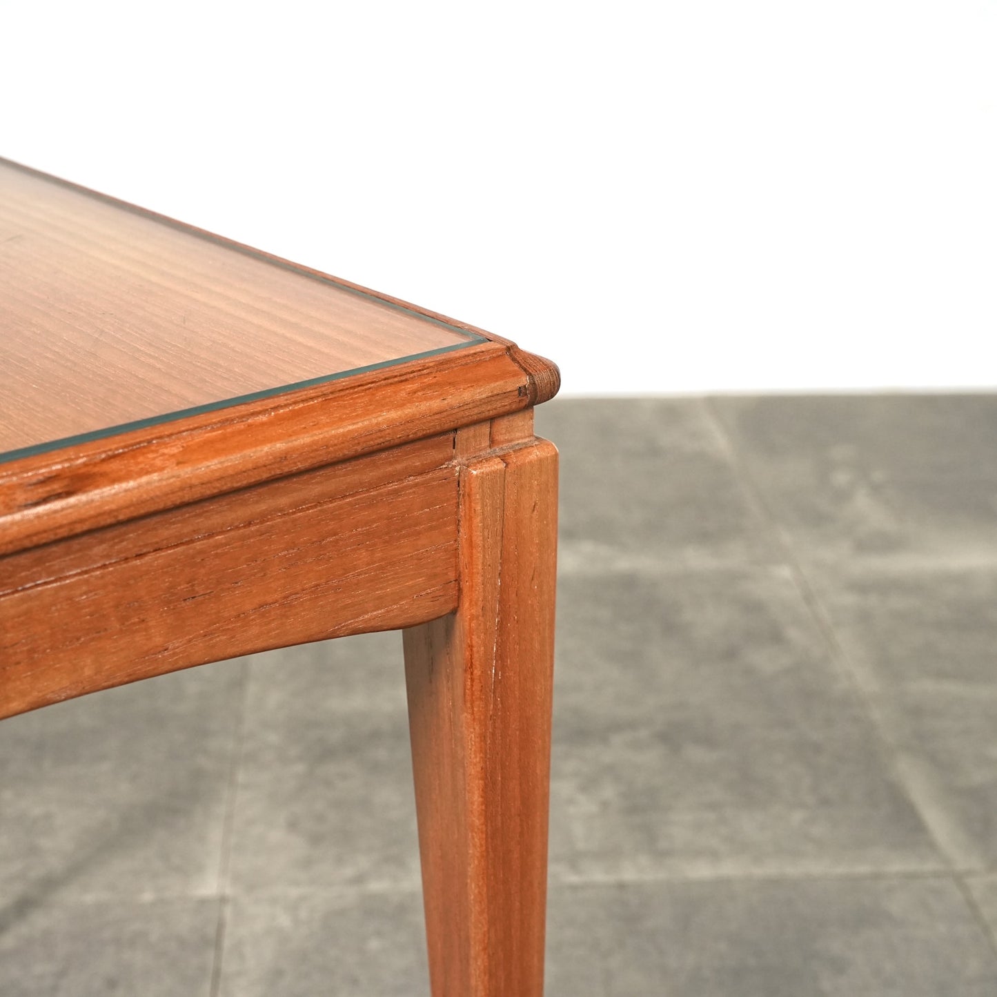 イギリスヴィンテージ ネストテーブル