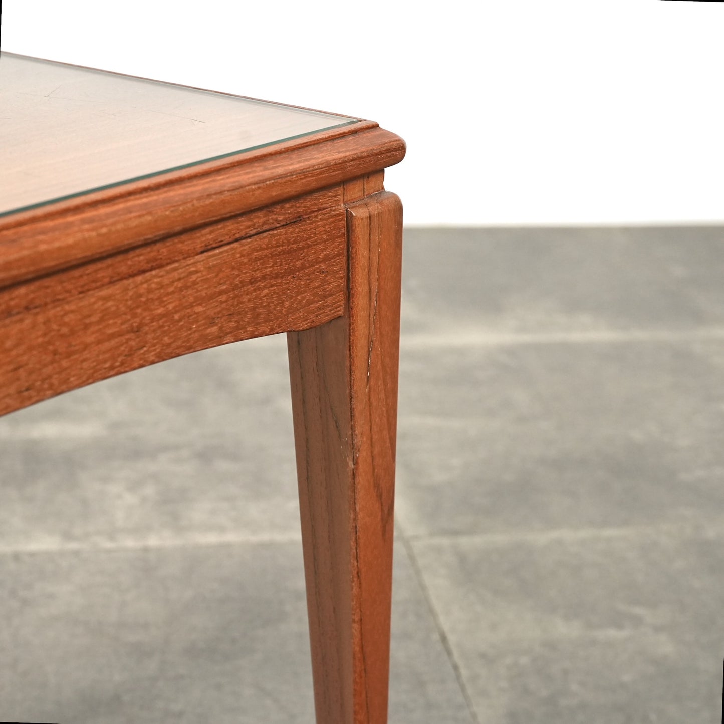 イギリスヴィンテージ ネストテーブル