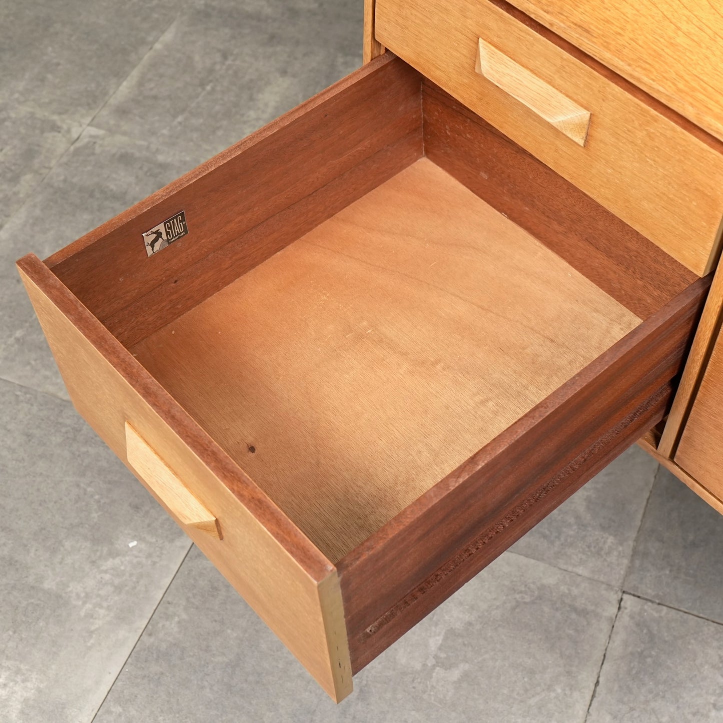 【STAG】ヴィンテージ サイドボード