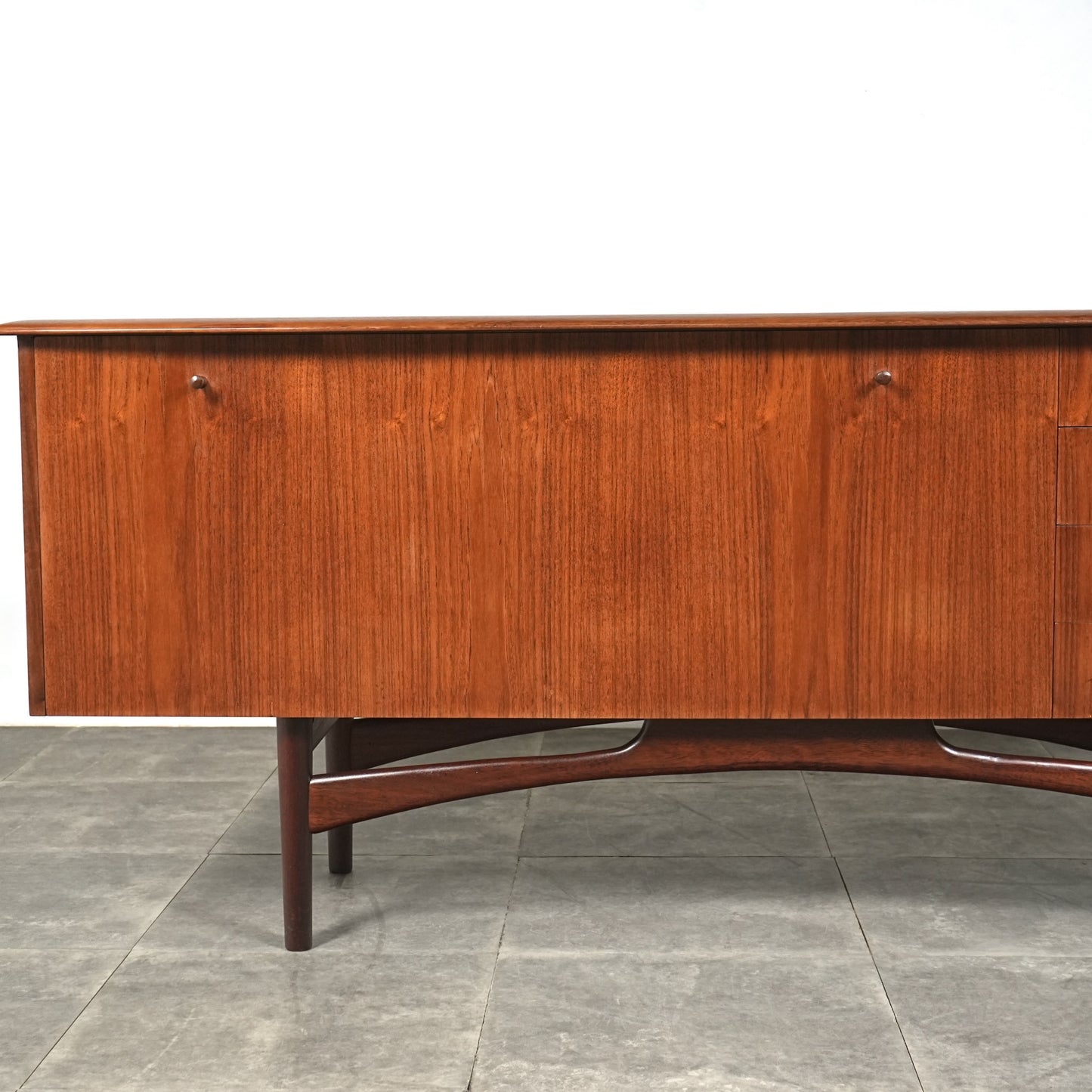 【Dalescraft】ヴィンテージ サイドボード