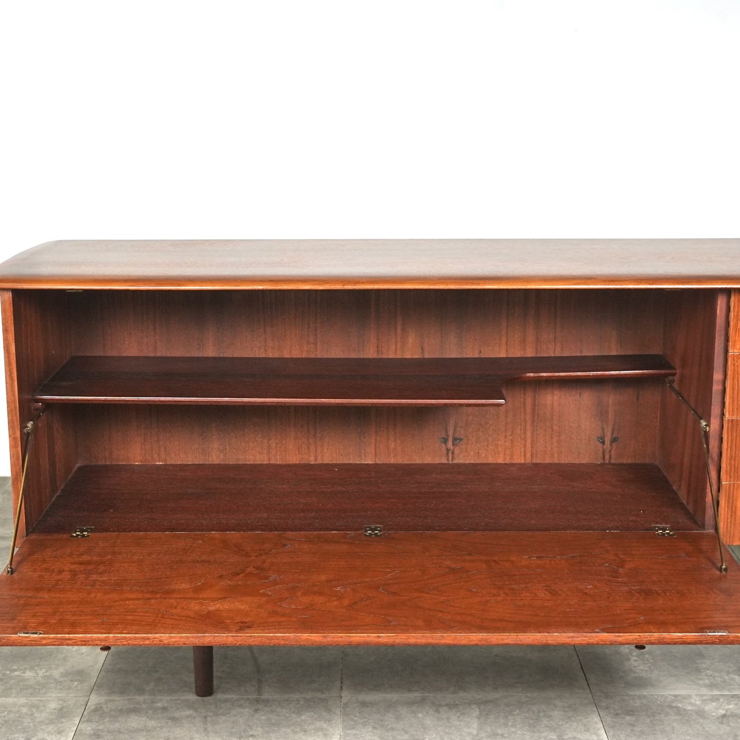 【Dalescraft】ヴィンテージ サイドボード