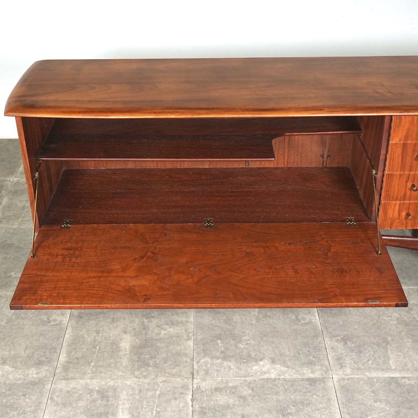 【Dalescraft】ヴィンテージ サイドボード