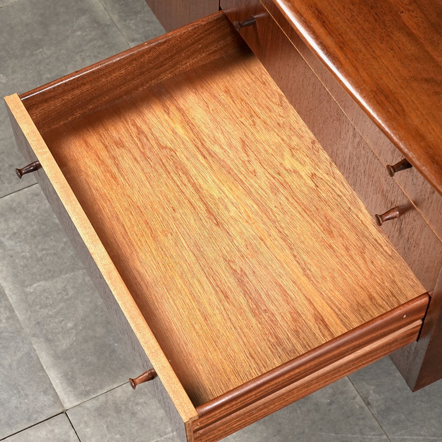 【Dalescraft】ヴィンテージ サイドボード