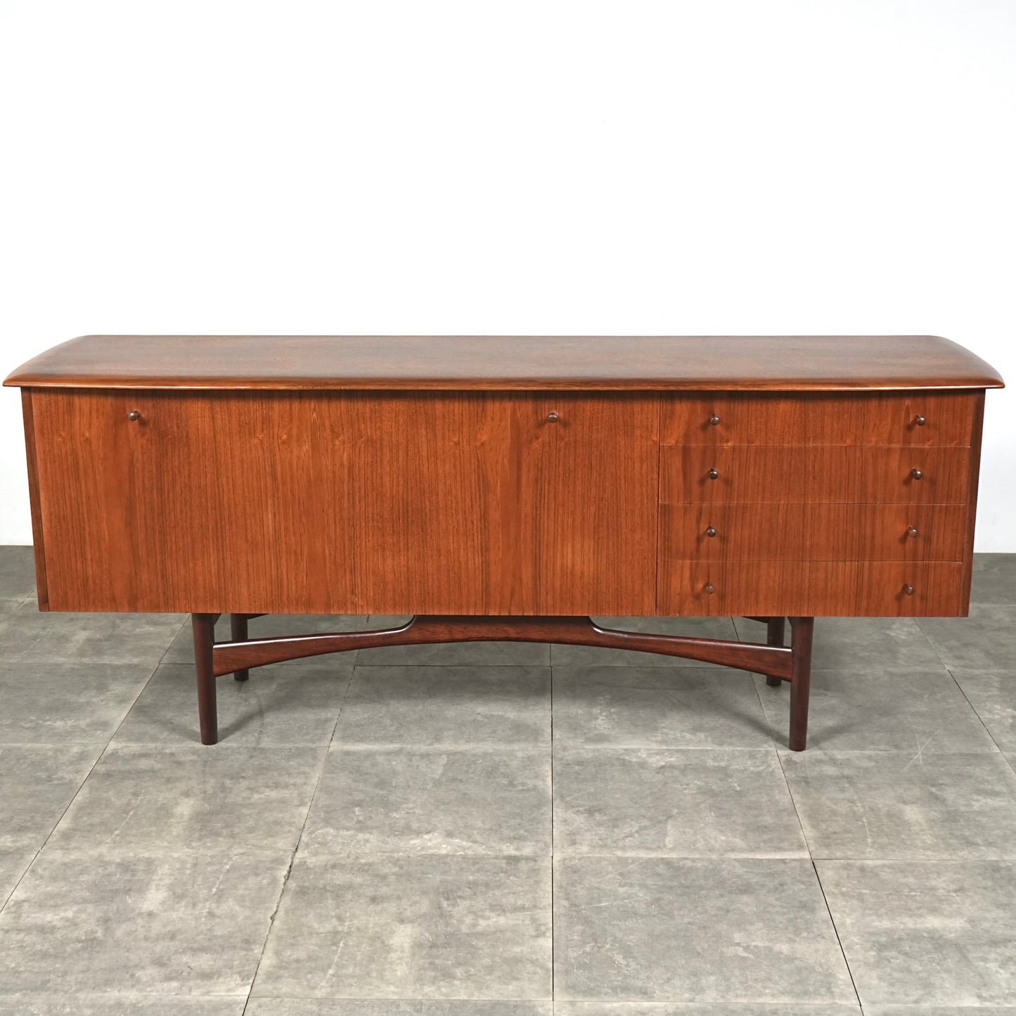 【Dalescraft】ヴィンテージ サイドボード