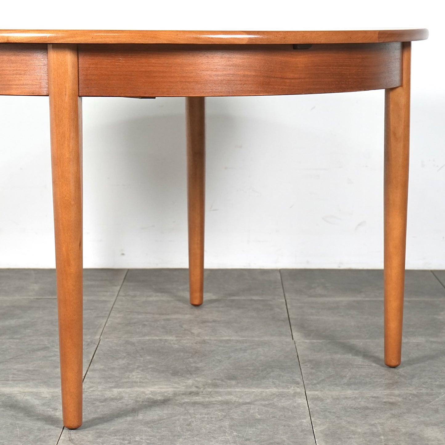 【Jentique】エクステンション ラウンドテーブル