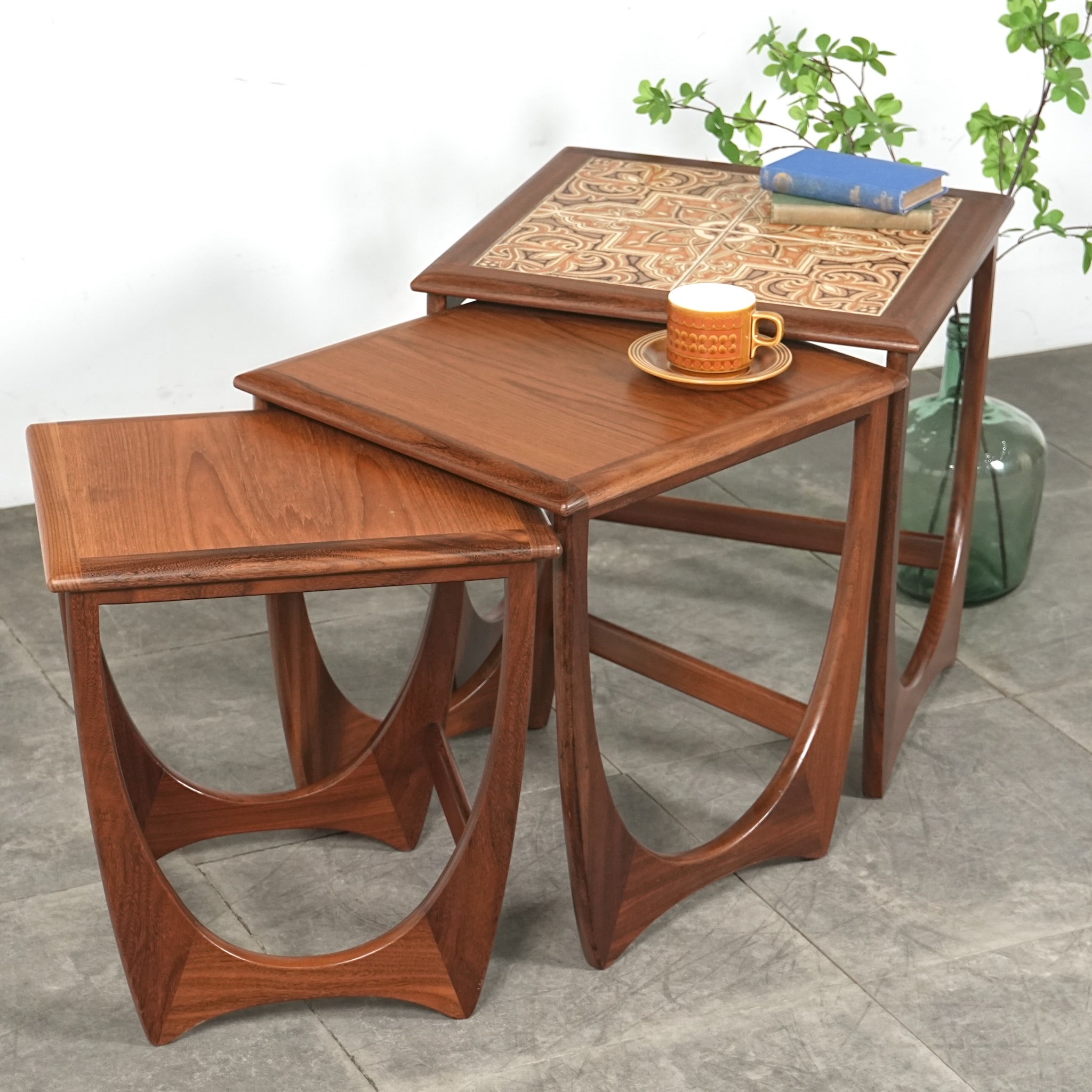 【レア品・送料無料】Gplan タイルトップネストテーブル G-PLAN】ASTRO タイルトップネストテーブル – TIME HYPE