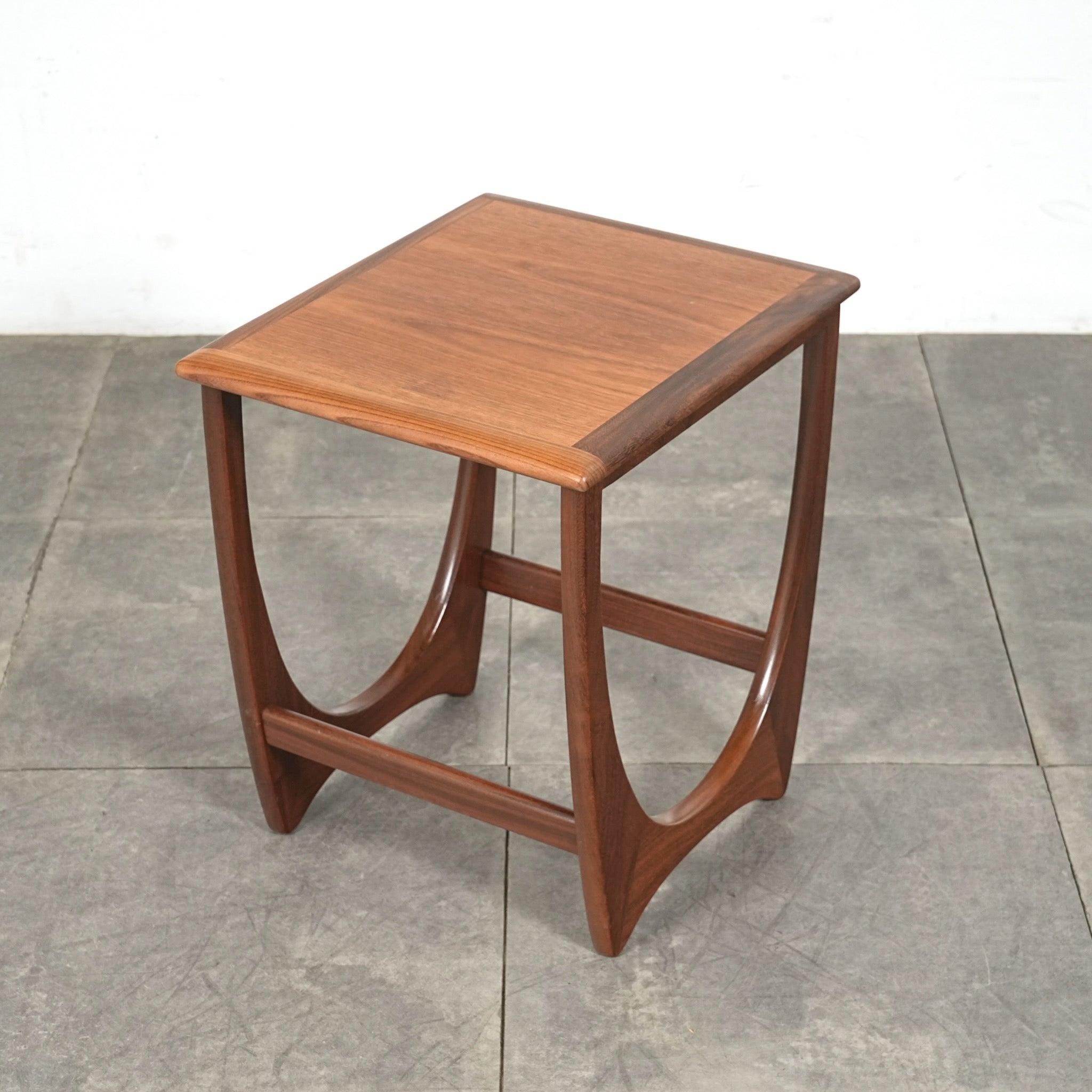 G-PLAN】ASTRO タイルトップネストテーブル – TIME HYPE