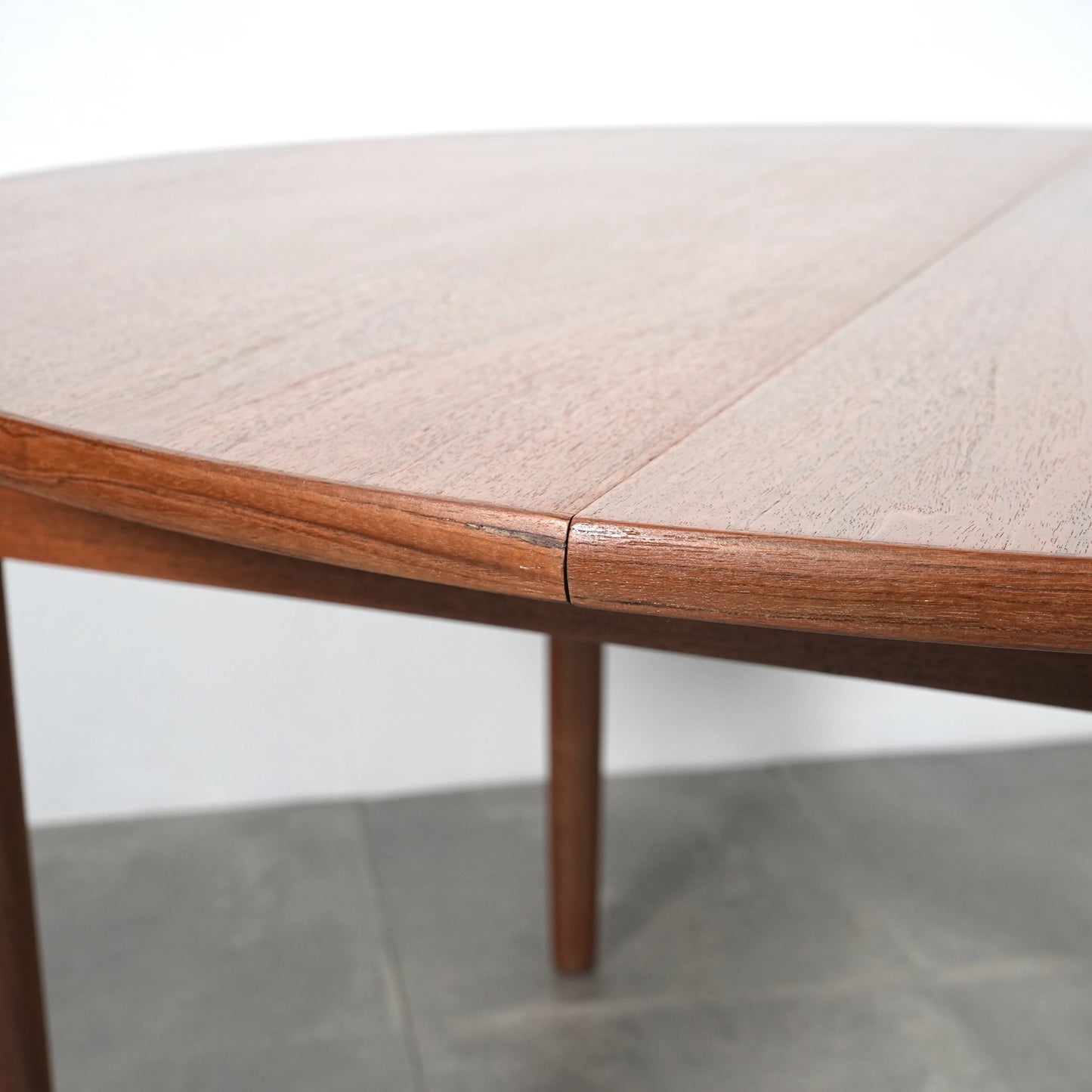 デンマークヴィンテージ ラウンドテーブル