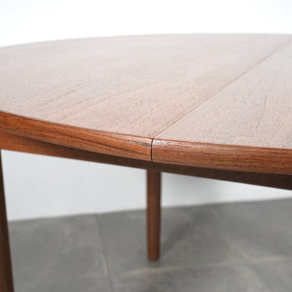 デンマークヴィンテージ ラウンドテーブル