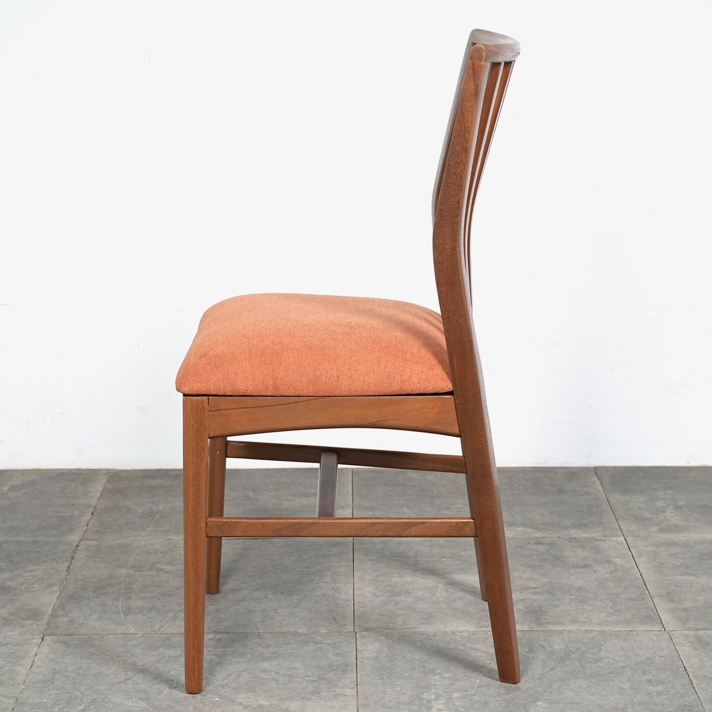 イギリスヴィンテージ ダイニングチェア【張替済】