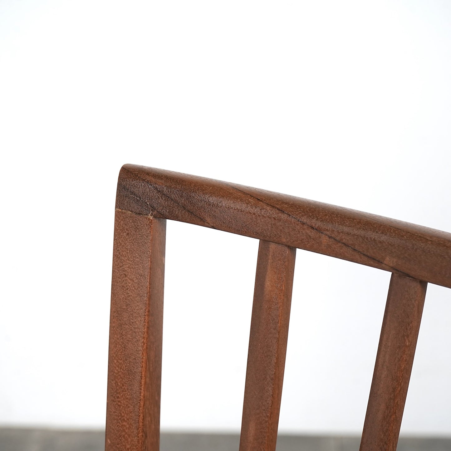 イギリスヴィンテージ ダイニングチェア【張替済】