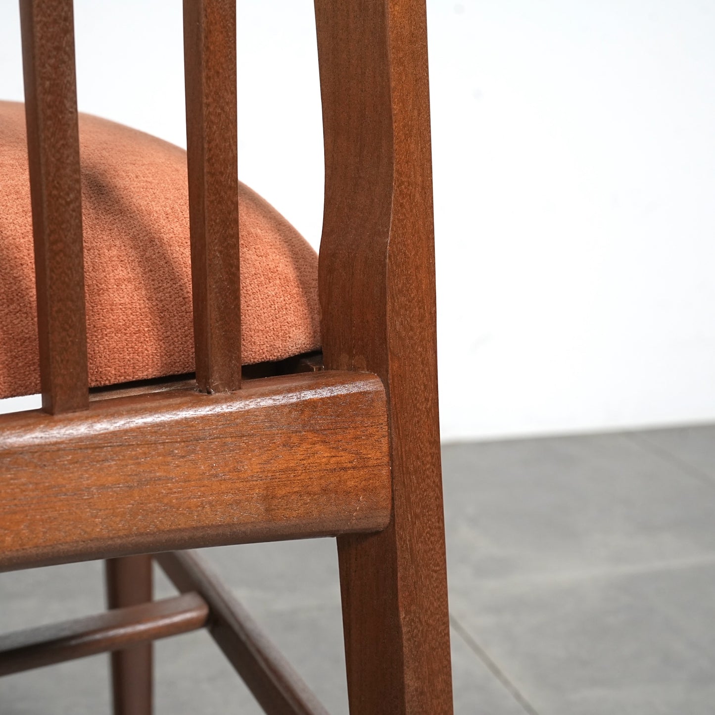 イギリスヴィンテージ ダイニングチェア【張替済】