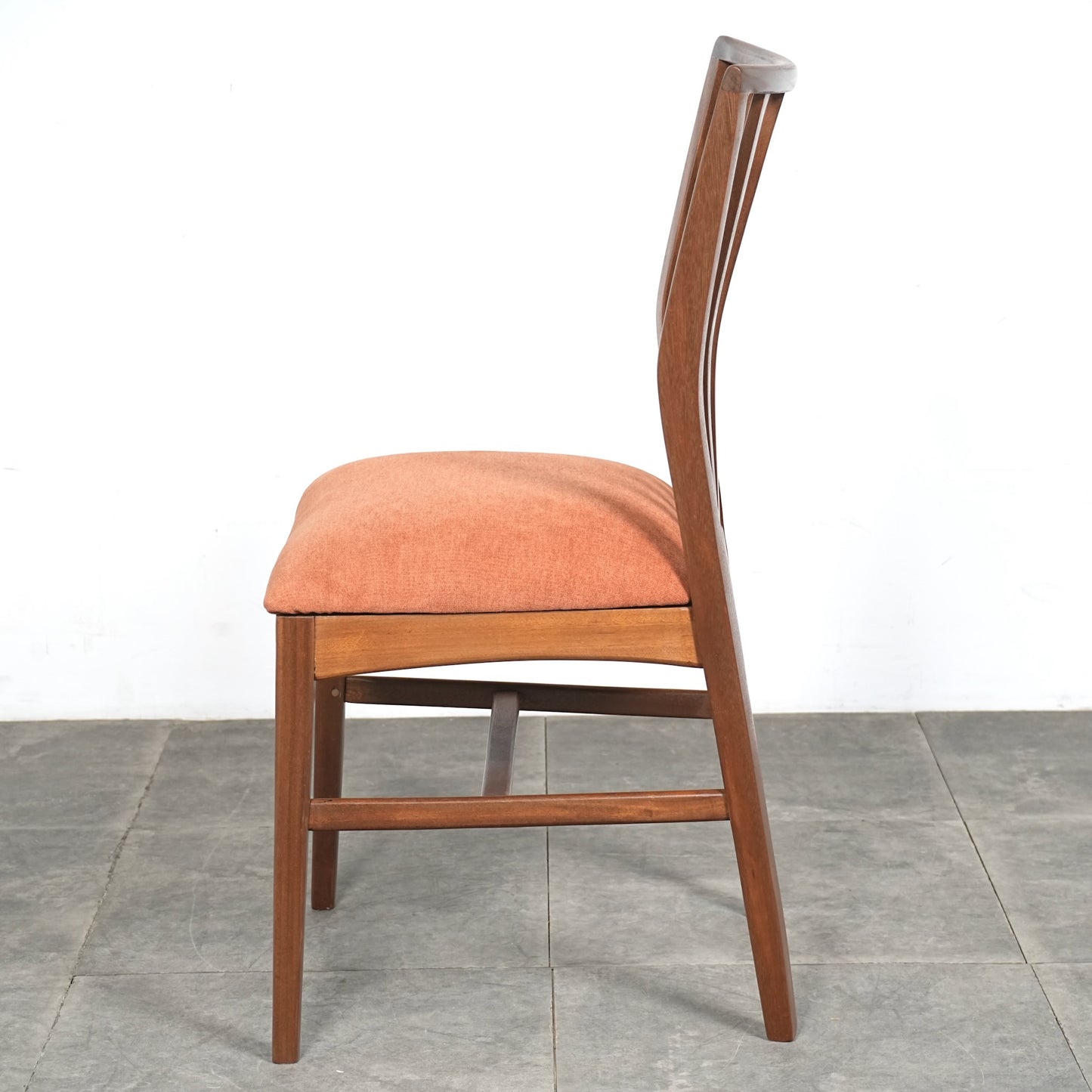 イギリスヴィンテージ ダイニングチェア【張替済】