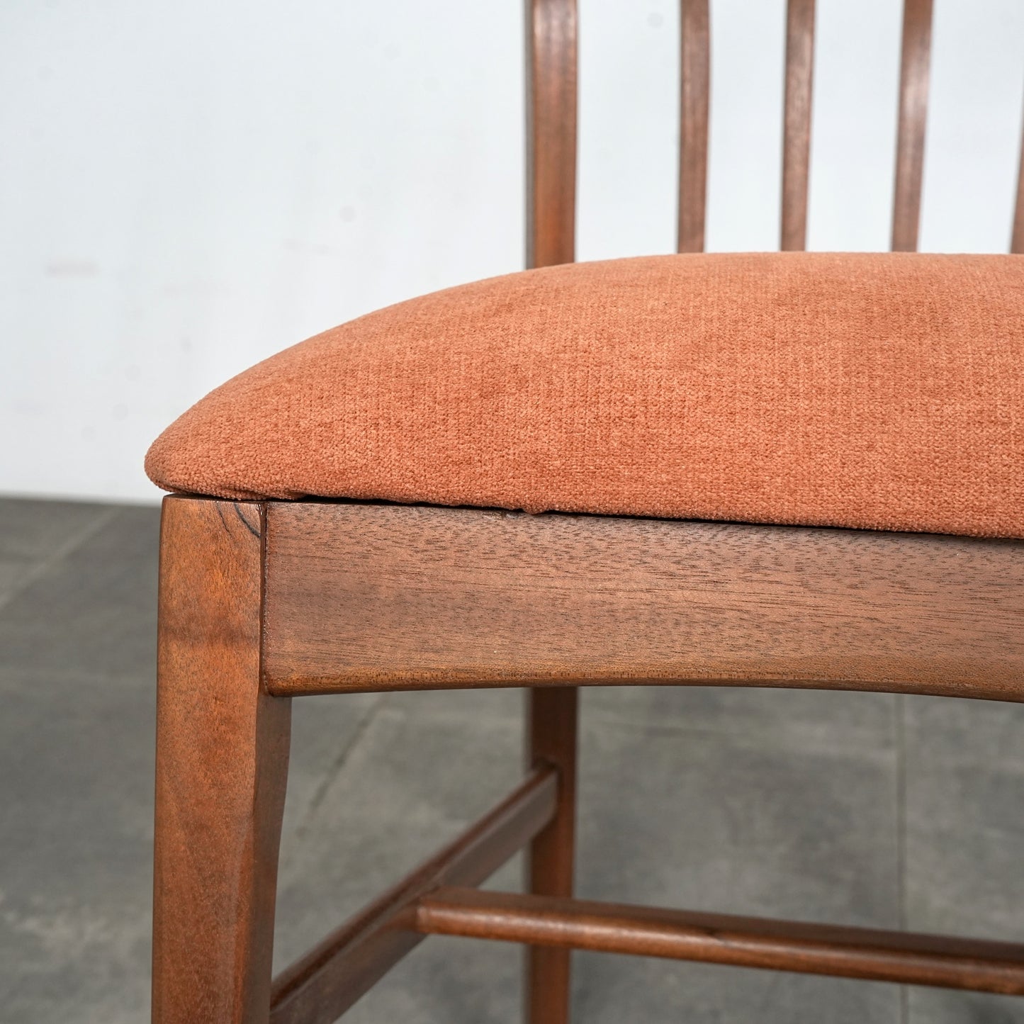 イギリスヴィンテージ ダイニングチェア【張替済】