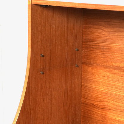 【Meredew】ヴィンテージ キャビネット(ハイサイドボード)