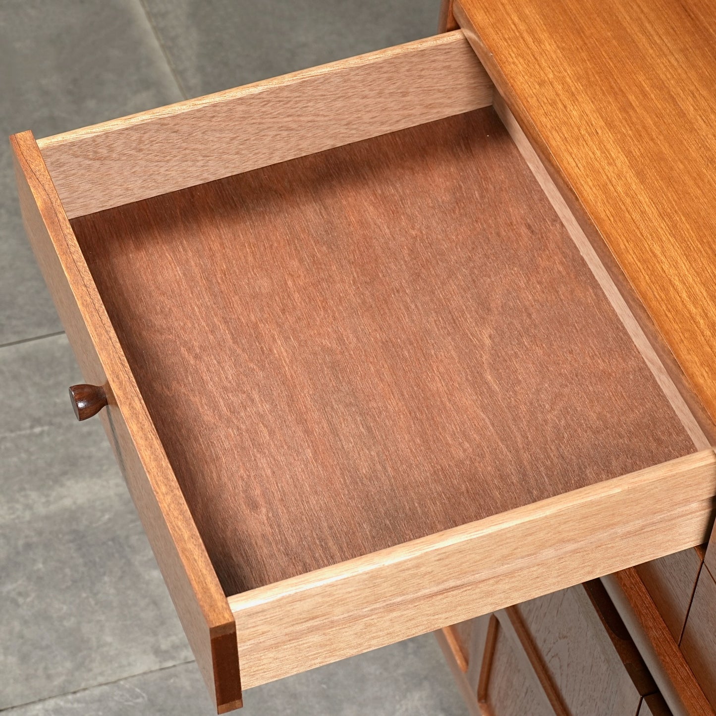 【NATHAN】ヴィンテージ キャビネット