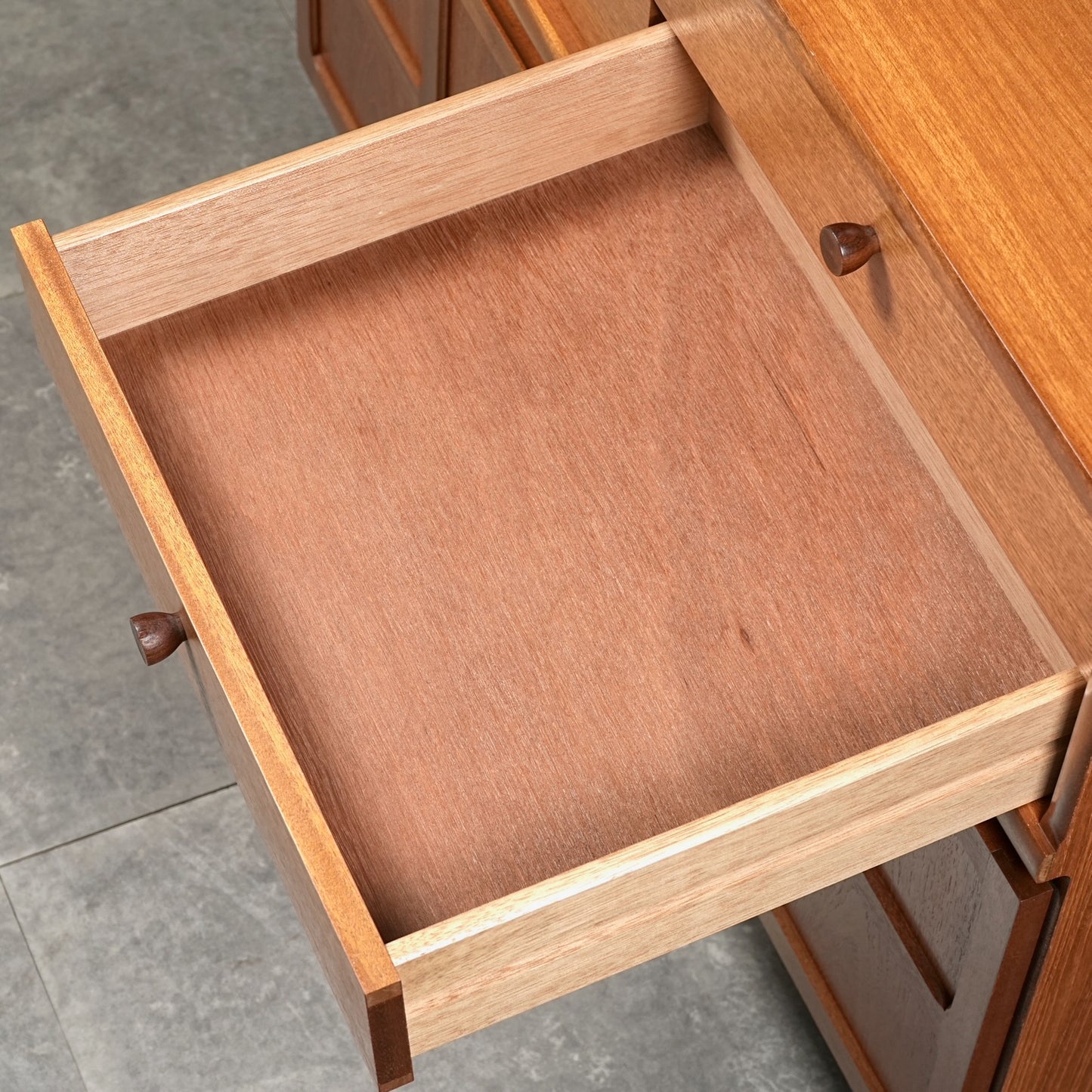 【NATHAN】ヴィンテージ キャビネット